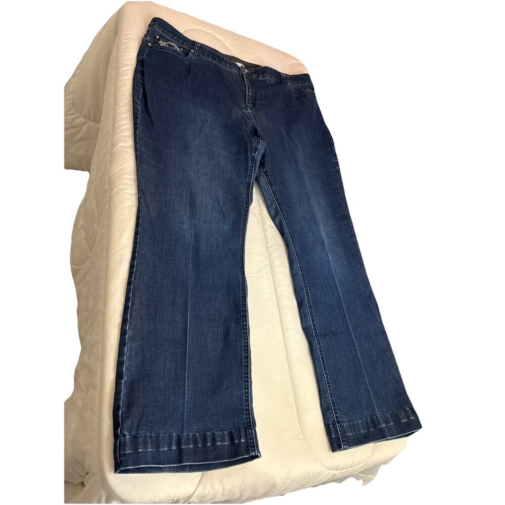 CJ BANKS WOMENS SZ 20W Den Jeans With Comfort Stretch Waist